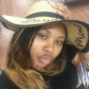 Meet your Posher, Sikima